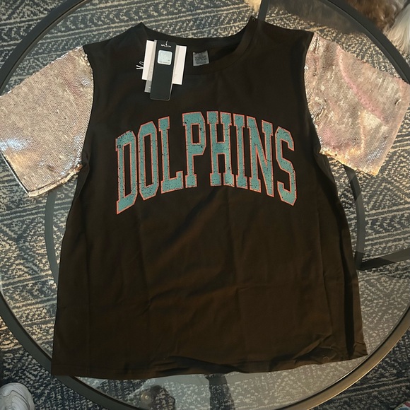 Miami Dolphins T-shirt NWT Size M Black with Gold Sparkles - Picture 2 of 6